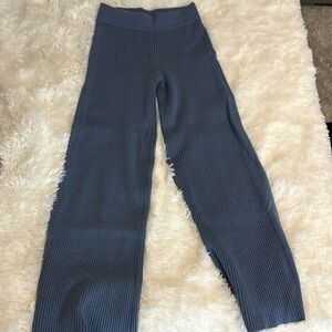Flare Soft Leggings- M